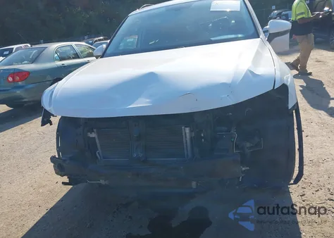 2019 Volkswagen Tiguan 2.0T Se/2.0T Sel/2.0T Sel R-Line/2.0T Sel R-Line Black из США, поврежденный, VIN 3VV2B7AX7KM051326